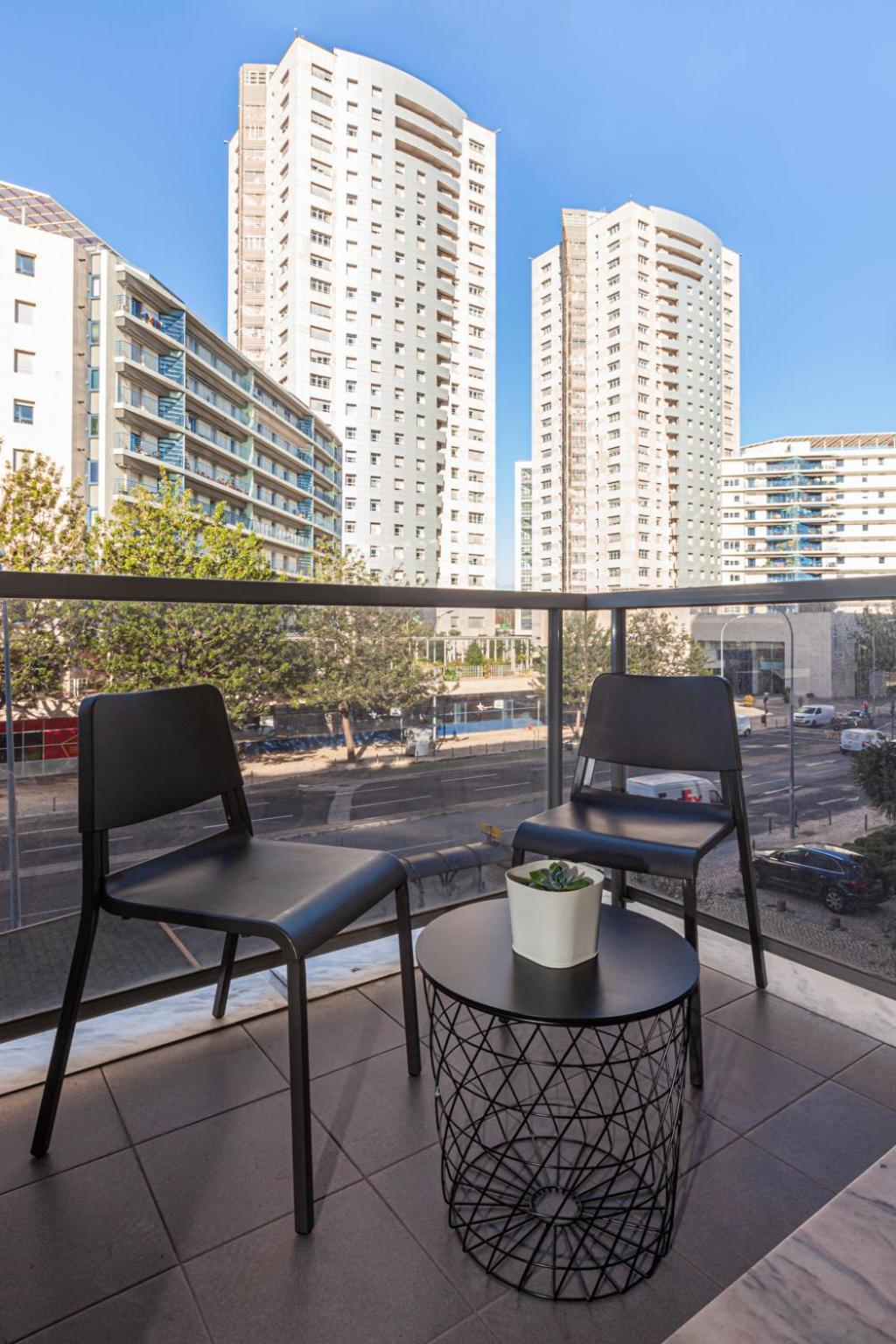 Apartamento Lisboa Sete Rios Exterior photo